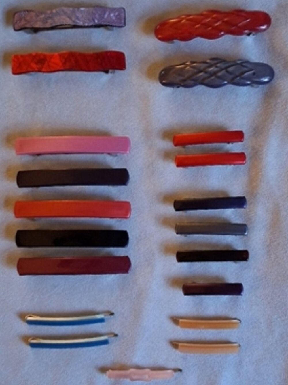 20 France Luxe L.Erickson  Barrettes & Pins